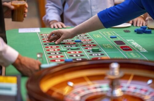 Flat-Betting Survival Guide: How to Maximize Playing Time Without High Risk